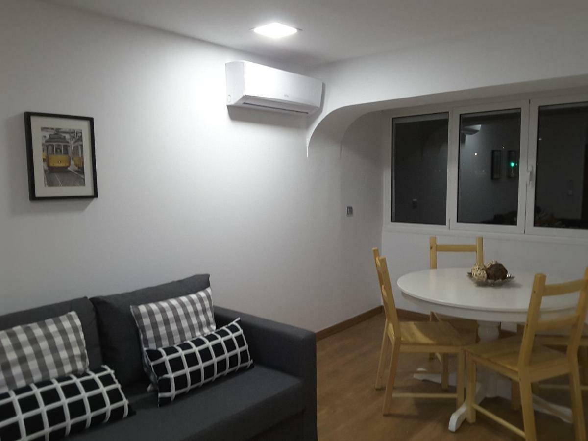 Best House Airport Лиссабон Экстерьер фото